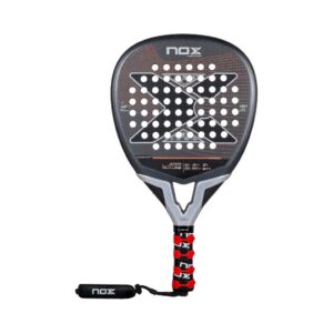Padel-Racket-LA10-Future-2024-by-Leo-Augsburger Action shot of Nox LA10 Future Padel Racket 2024 by Leo Augsburger featuring diamond shape and visible carbon design.