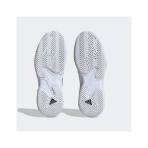 The herringbone sole of the Adidas Barricade clay padel shoe, designed for maximum grip